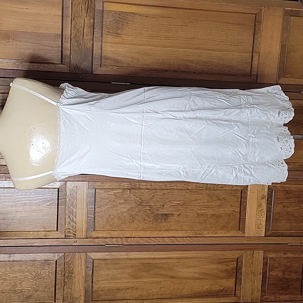 Vanity Fair Vintage Lace Slip Sz 38 - Picture 3 of 7